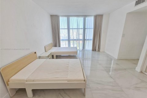 Снять в аренду кондоминиум в Авентура, Флорида 2 спальни, 126.35м2, № 1954301 - фото 10
