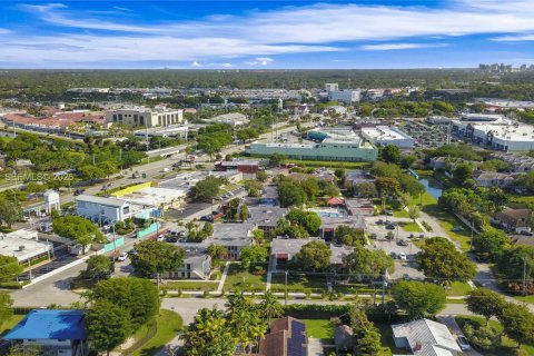 Condo in Palmetto Bay, Florida, 2 bedrooms  № 2076561 - photo 25