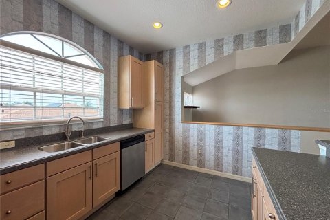 Condo in Lake Wales, Florida, 2 bedrooms  № 1391334 - photo 11