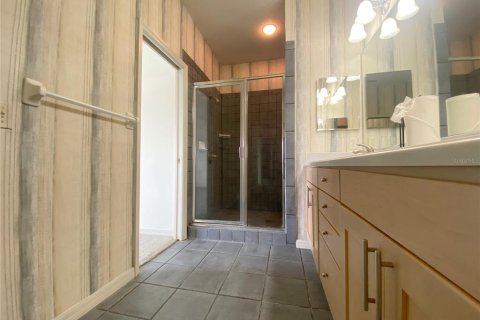 Condo in Lake Wales, Florida, 2 bedrooms  № 1391334 - photo 25