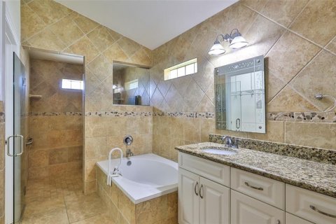 Villa ou maison à vendre à Daytona Beach, Floride: 2 chambres, 124.3 m2 № 2093083 - photo 8