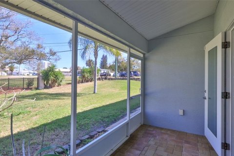 Villa ou maison à vendre à Daytona Beach, Floride: 2 chambres, 124.3 m2 № 2093083 - photo 10