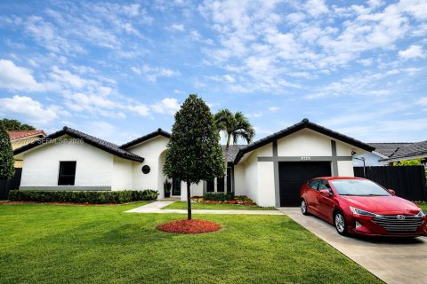 House in Miami, Florida 3 bedrooms, 140.75 sq.m. № 2010685