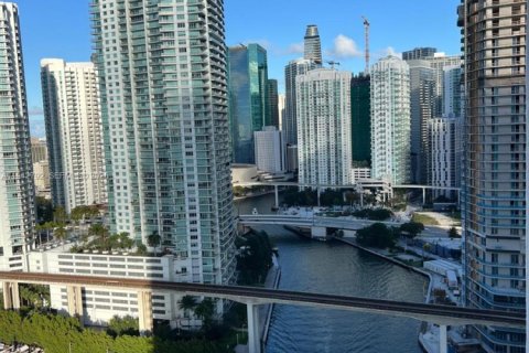 Кондоминиум с 2 спальнями в Майами, Флорида № 2003627