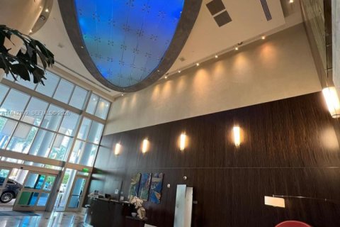 Снять в аренду кондоминиум в Майами, Флорида 2 спальни, 121.7м2, № 2003627 - фото 16