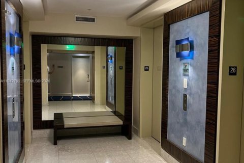 Снять в аренду кондоминиум в Майами, Флорида 2 спальни, 121.7м2, № 2003627 - фото 14