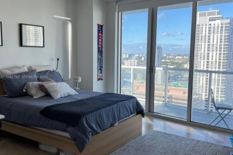 Снять в аренду кондоминиум в Майами, Флорида 2 спальни, 121.7м2, № 2003627 - фото 8