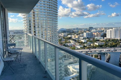 Снять в аренду кондоминиум в Майами, Флорида 2 спальни, 121.7м2, № 2003627 - фото 6