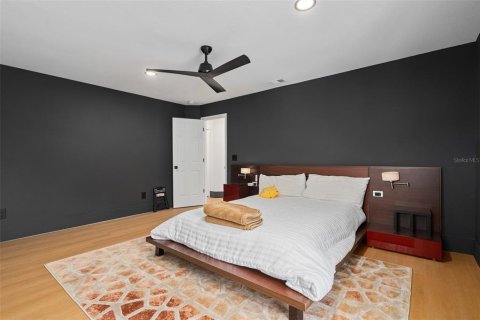 Villa ou maison à vendre à Orlando, Floride: 4 chambres, 367.24 m2 № 1771152 - photo 12