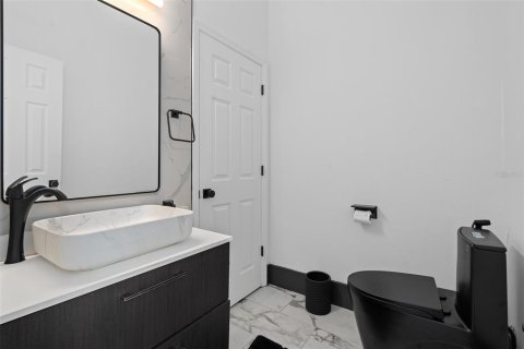 Villa ou maison à vendre à Orlando, Floride: 4 chambres, 367.24 m2 № 1771152 - photo 11