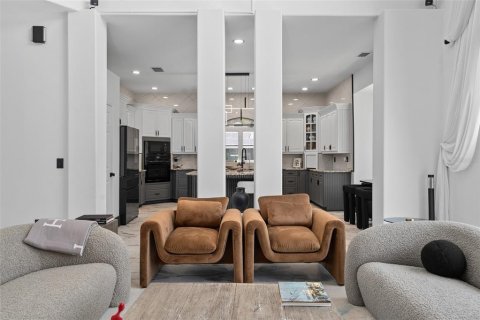 Villa ou maison à vendre à Orlando, Floride: 4 chambres, 367.24 m2 № 1771152 - photo 3