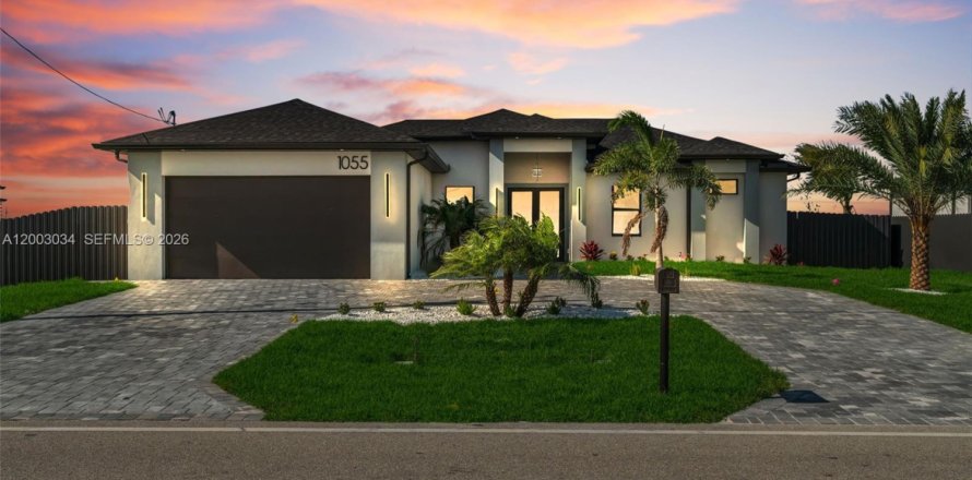 Casa en Cape Coral, Florida 4 dormitorios, 166.57 m2 № 2066497