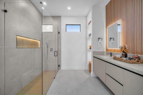 Casa en venta en Cape Coral, Florida, 4 dormitorios, 166.57 m2 № 2066497 - foto 29