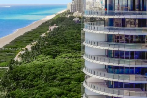 Condominio en venta en Miami Beach, Florida, 1 dormitorio, 79.06 m2 № 1964232 - foto 24