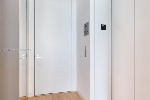 Condominio en venta en Miami Beach, Florida, 1 dormitorio, 79.06 m2 № 1964232 - foto 22