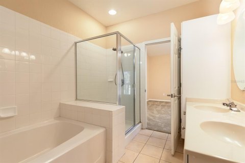 Copropriété à vendre à Orlando, Floride: 3 chambres, 142.88 m2 № 2148242 - photo 13