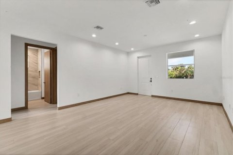 Casa en alquiler en Rotonda, Florida, 3 dormitorios, 138.98 m2 № 1848015 - foto 16