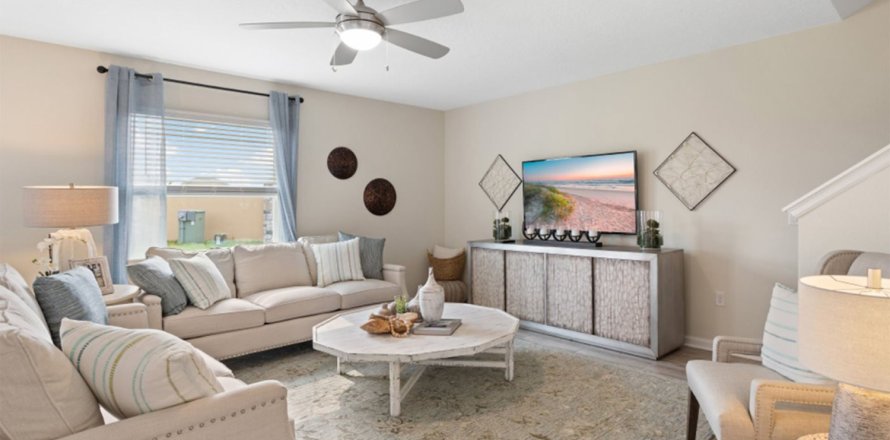 House in BELLEVUE AT ESTATES AT CHERRY LAKE in Groveland, Florida 4 bedrooms, 239 sq.m. № 67029
