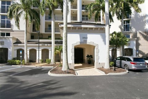 Copropriété à louer à Punta Gorda, Floride: 3 chambres, 195.09 m2 № 2380428 - photo 2