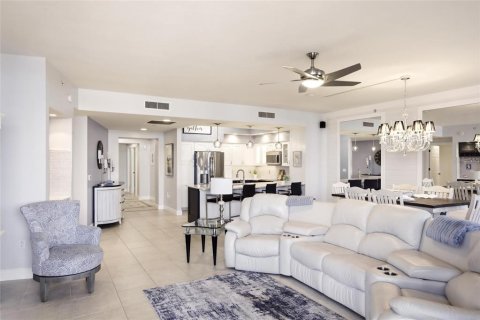 Copropriété à louer à Punta Gorda, Floride: 3 chambres, 195.09 m2 № 2380428 - photo 10