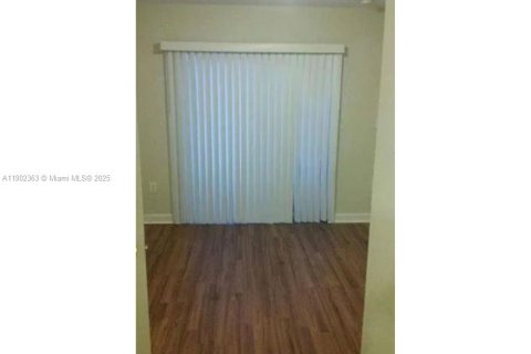 Copropriété à vendre à Miami, Floride: 2 chambres, 71.63 m2 № 1953835 - photo 8