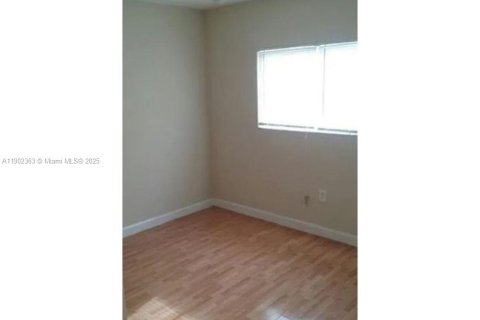 Copropriété à vendre à Miami, Floride: 2 chambres, 71.63 m2 № 1953835 - photo 9