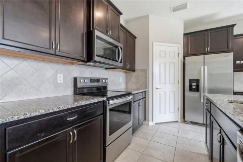 Touwnhouse à vendre à Tampa, Floride: 3 chambres, 174.66 m2 № 2344489 - photo 14
