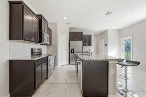 Touwnhouse à vendre à Tampa, Floride: 3 chambres, 174.66 m2 № 2344489 - photo 10