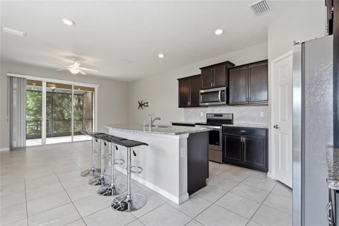 Touwnhouse à vendre à Tampa, Floride: 3 chambres, 174.66 m2 № 2344489 - photo 12