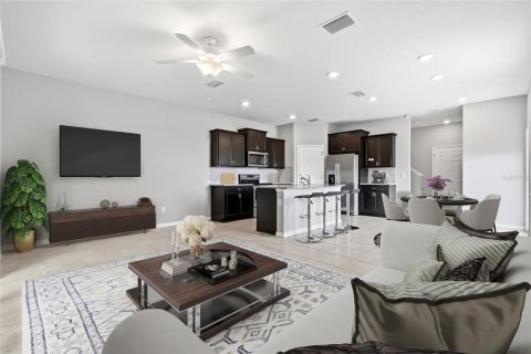 Touwnhouse à vendre à Tampa, Floride: 3 chambres, 174.66 m2 № 2344489 - photo 5