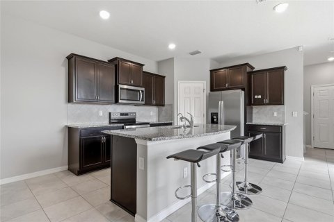 Touwnhouse à vendre à Tampa, Floride: 3 chambres, 174.66 m2 № 2344489 - photo 11