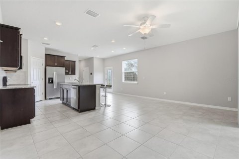 Touwnhouse à vendre à Tampa, Floride: 3 chambres, 174.66 m2 № 2344489 - photo 7