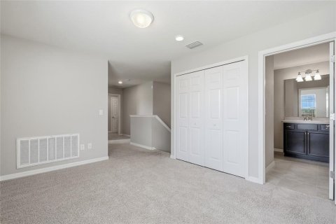 Touwnhouse à vendre à Tampa, Floride: 3 chambres, 174.66 m2 № 2344489 - photo 19