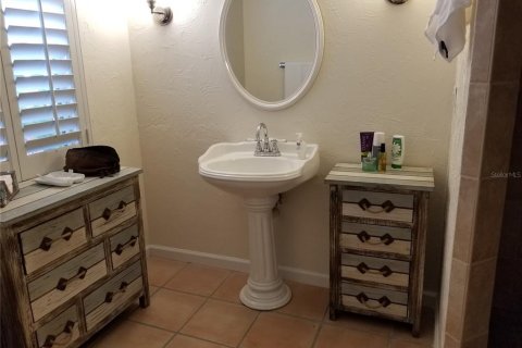 Villa ou maison à louer à Sarasota, Floride: 3 chambres, 130.71 m2 № 1689976 - photo 18