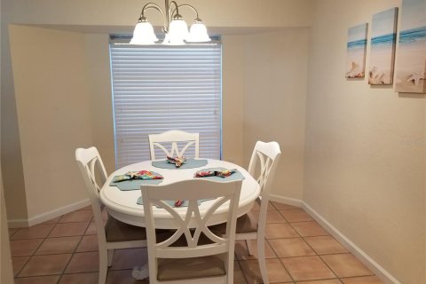 Villa ou maison à louer à Sarasota, Floride: 3 chambres, 130.71 m2 № 1689976 - photo 12