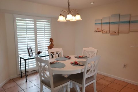 Villa ou maison à louer à Sarasota, Floride: 3 chambres, 130.71 m2 № 1689976 - photo 13
