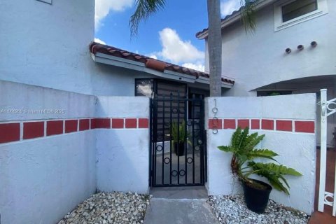 Casa en venta en Homestead, Florida, 3 dormitorios, 104.52 m2 № 1966103 - foto 2