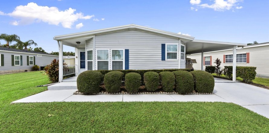 Casa en Port St. Lucie, Florida 2 dormitorios, 132.66 m2 № 2382928