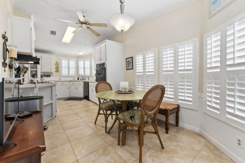 Casa en venta en Port St. Lucie, Florida, 2 dormitorios, 132.66 m2 № 2382928 - foto 9