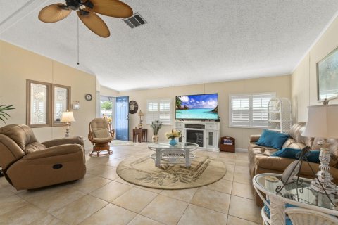 Casa en venta en Port St. Lucie, Florida, 2 dormitorios, 132.66 m2 № 2382928 - foto 6