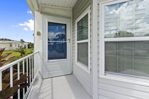 Casa en venta en Port St. Lucie, Florida, 2 dormitorios, 132.66 m2 № 2382928 - foto 2