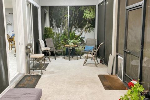 Villa ou maison à louer à Orlando, Floride: 5 chambres, 276.48 m2 № 2266553 - photo 13
