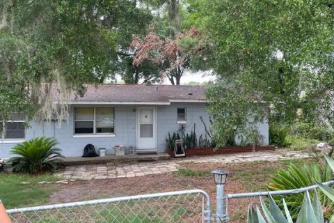House in Ocala, Florida 3 bedrooms, 107.02 sq.m. № 1685042 - photo 1
