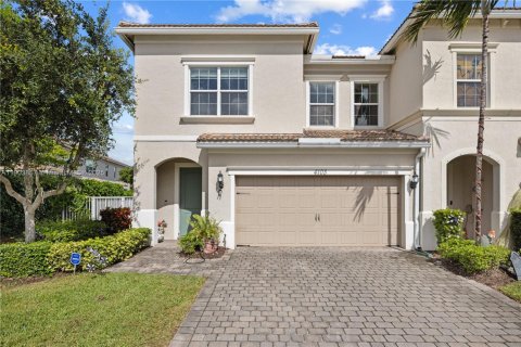 Townhouse in Hollywood, Florida 3 bedrooms, 164.34 sq.m. № 2012285