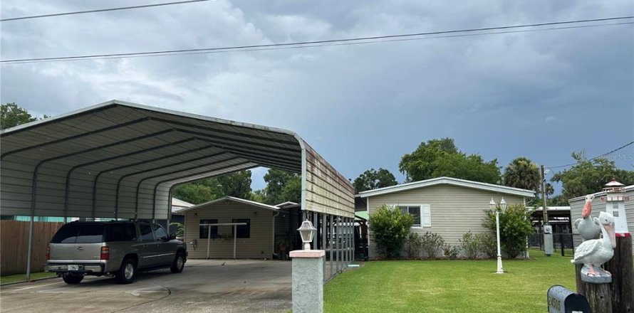 Casa en Astor, Florida 2 dormitorios, 124.86 m2 № 1771520