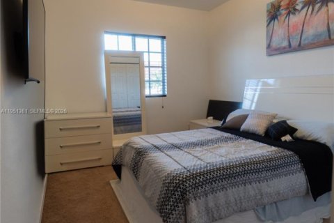 Купить таунхаус в Лодердейл-Лейкс, Флорида 3 спальни, 148.27м2, № 2009043 - фото 16