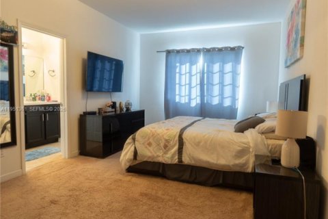 Купить таунхаус в Лодердейл-Лейкс, Флорида 3 спальни, 148.27м2, № 2009043 - фото 10