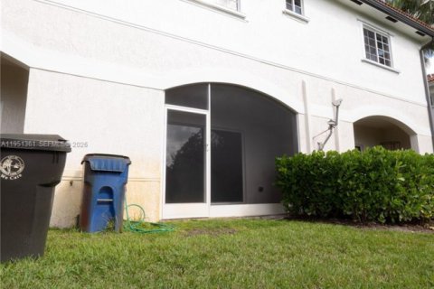 Купить таунхаус в Лодердейл-Лейкс, Флорида 3 спальни, 148.27м2, № 2009043 - фото 23