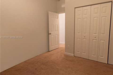 Купить таунхаус в Лодердейл-Лейкс, Флорида 3 спальни, 148.27м2, № 2009043 - фото 18