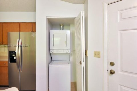 Condo in Fort Lauderdale, Florida, 1 bedroom  № 2378390 - photo 6
